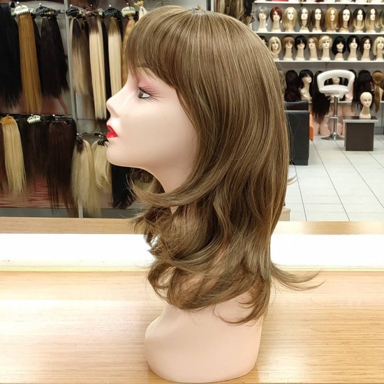 Katlı Kesim Orta Boy Fiber Sentetik Peruk Kumral Arası Küllü Sarı